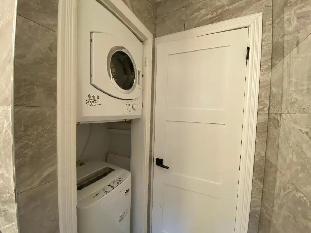 Homestay Yonge And Finch Subway !P Cozy & Quiet Private Bdr With Private Bathroom Toronto Canada